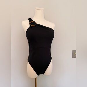 Summersalt The Ribbed Sidestroke swimsuit